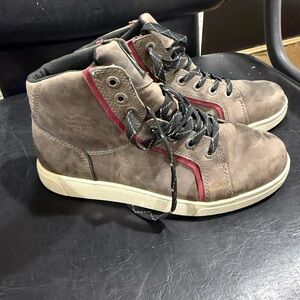 Harley-Davidson Brown and Red High-Top Sneakers
